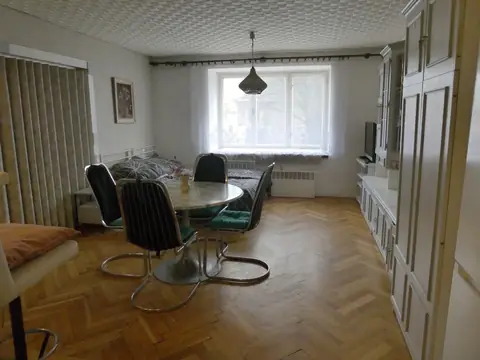 Jídelna s přistýlkou