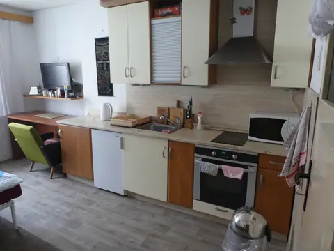 Samostatný pokoj – kuchyňka